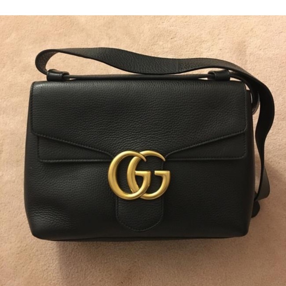 Gucci marmont gg medium black leather shoulder bag